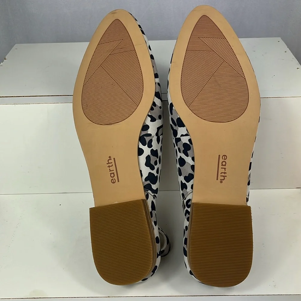 Earth Uptown Ursula Leather Sling‎ Back Sandal.